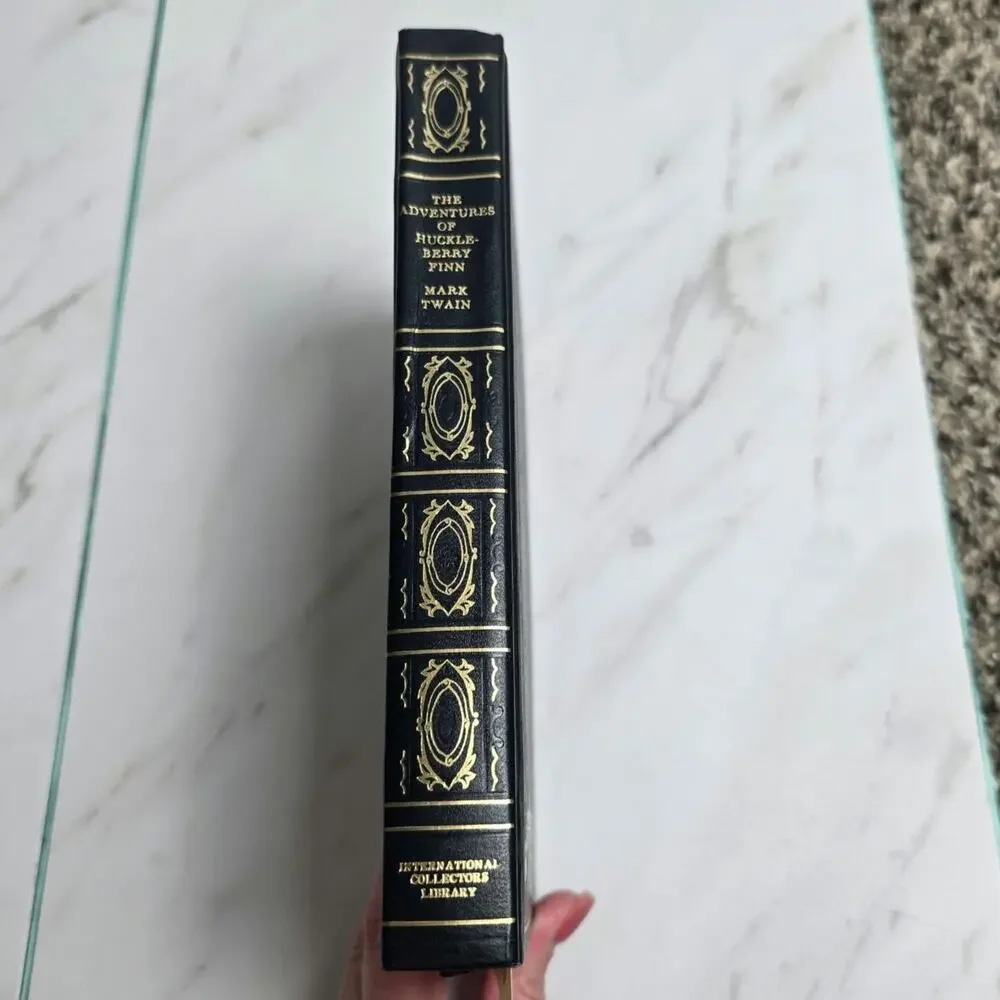 The Adventures of Huckleberry Finn flaws see photos